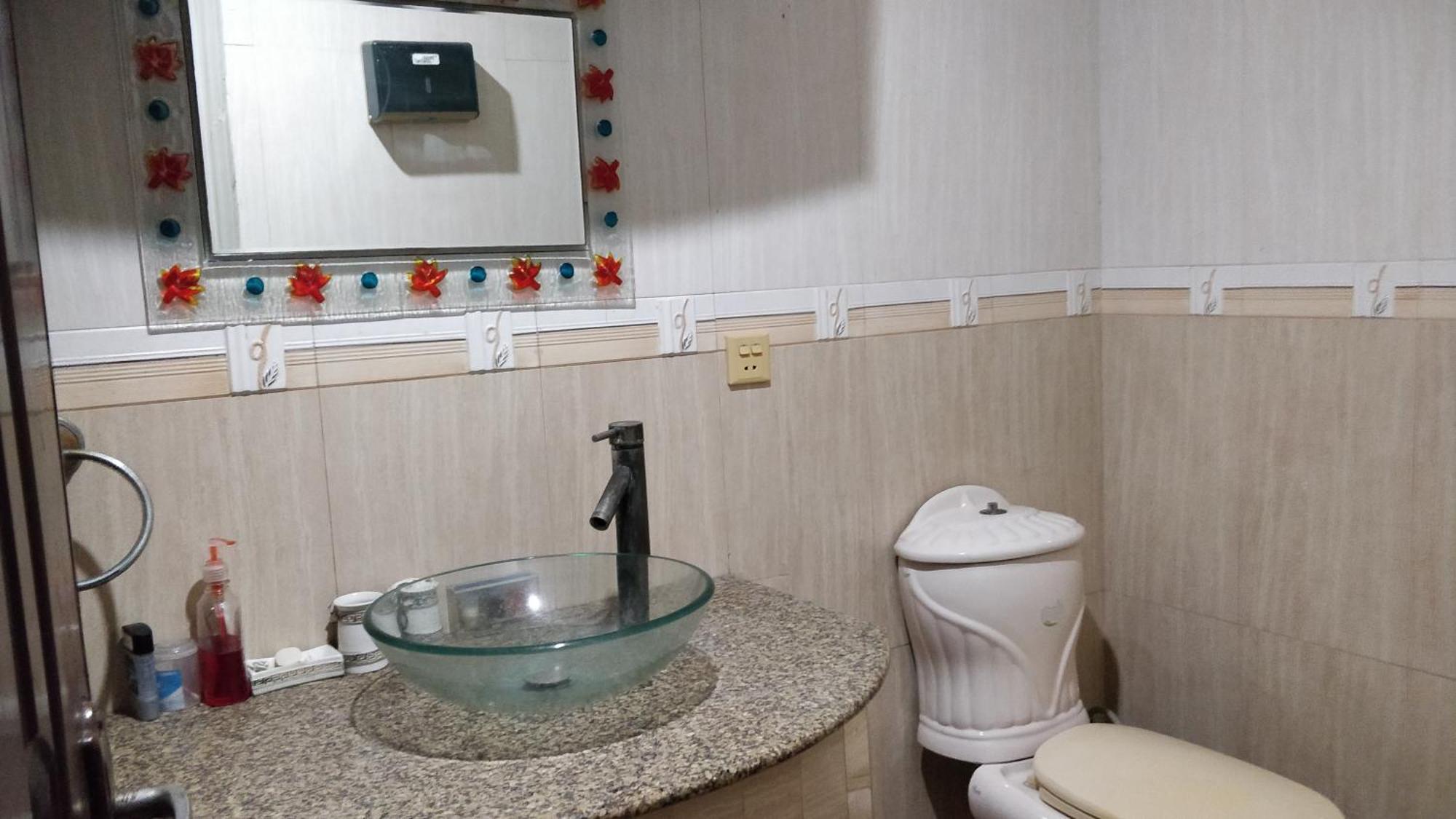 Quick Continental Hotel - Jail Road Lahore Habitación foto