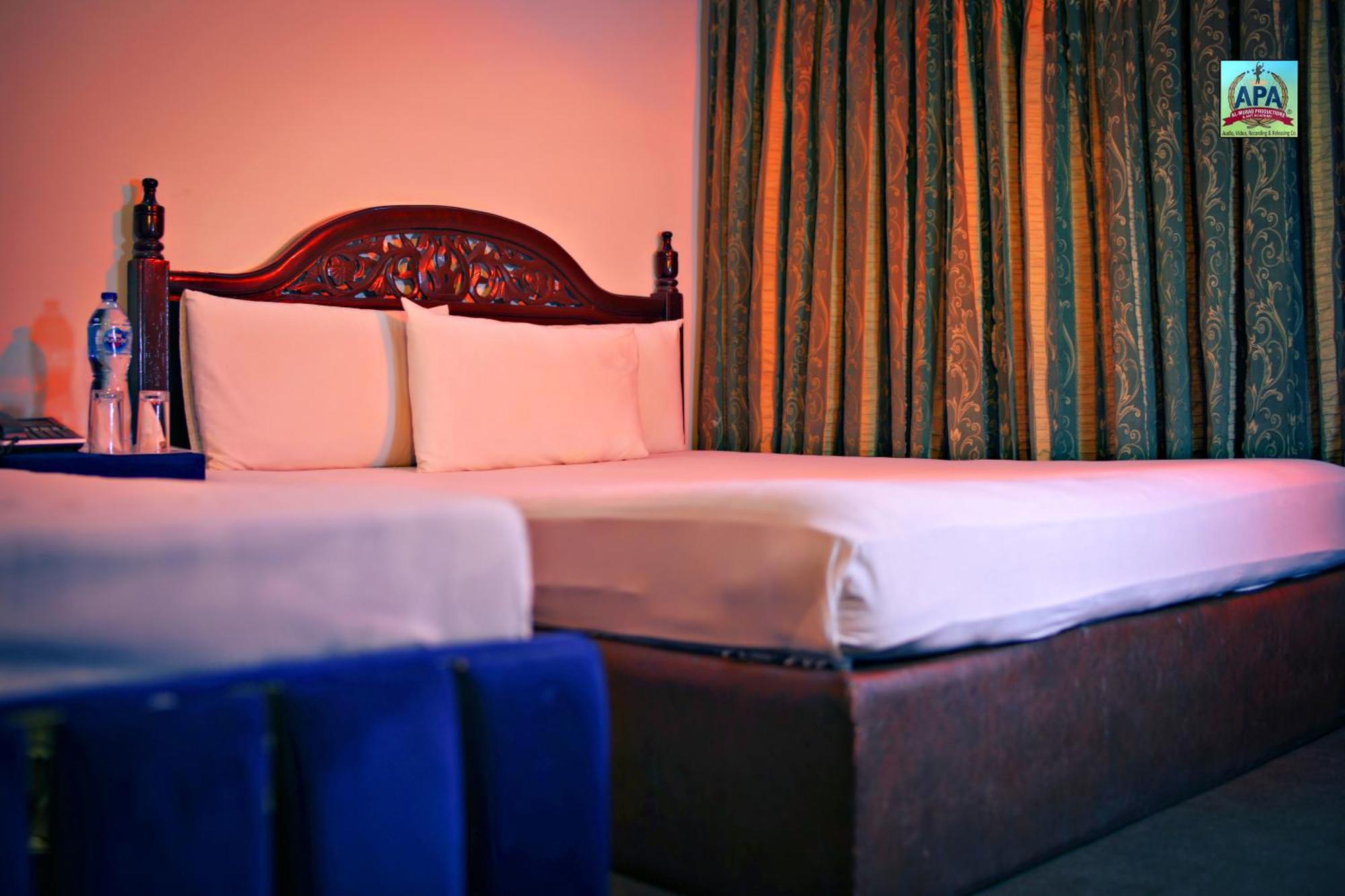 Quick Continental Hotel - Jail Road Lahore Exterior foto
